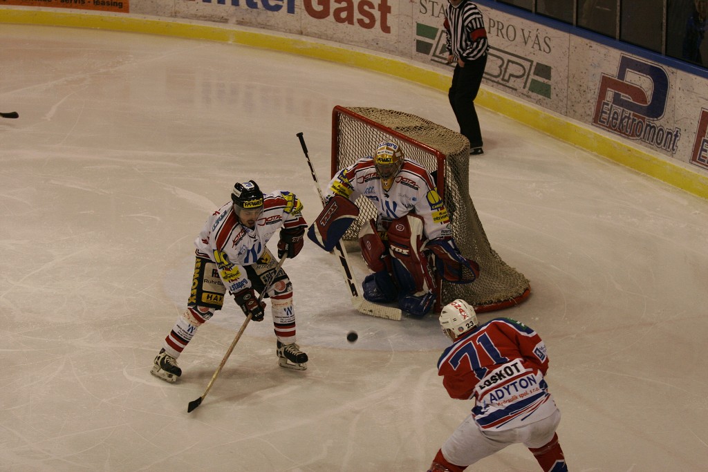 img00030.jpg