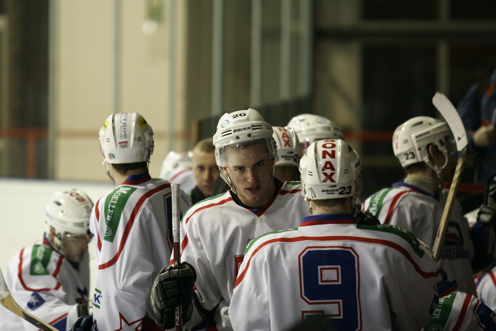 img00126.jpg