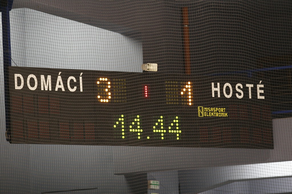 img00037.jpg