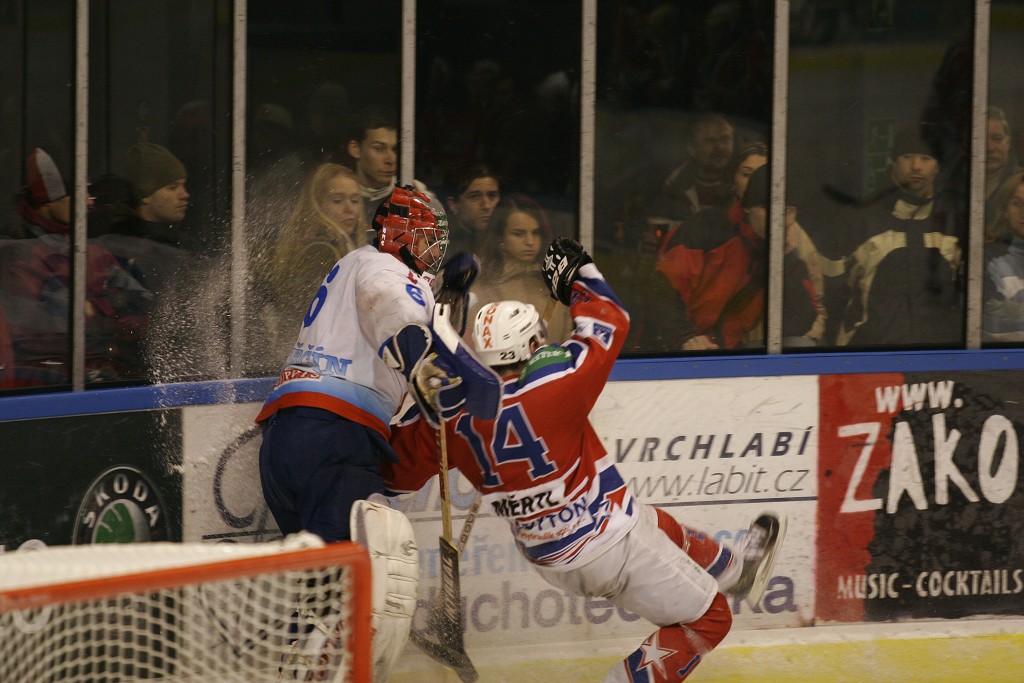 img00108.jpg